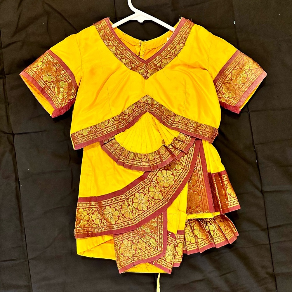 Kids Bharatanatyam Indian Costume for Performance